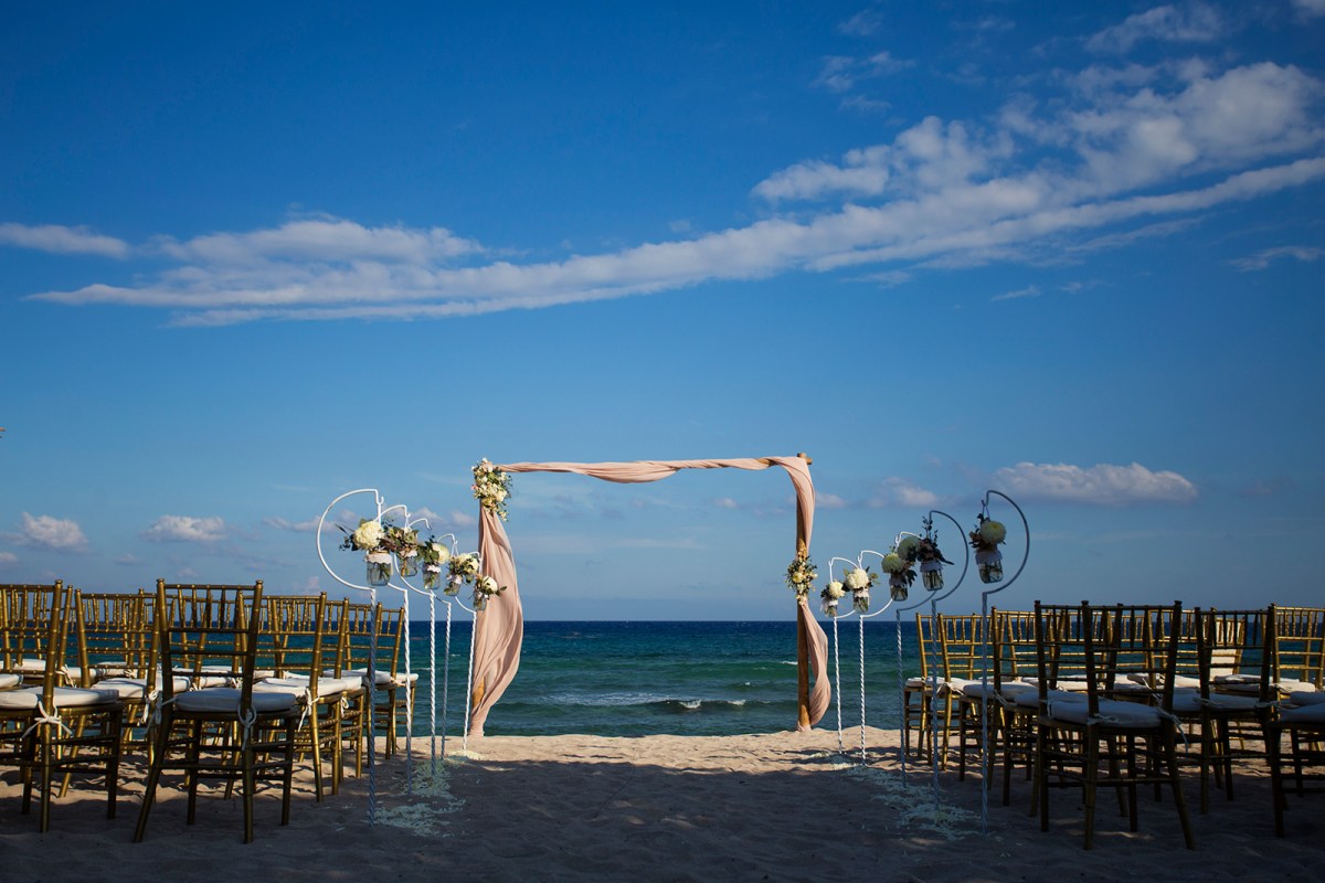 Diana &amp; Jason Low resolution 177