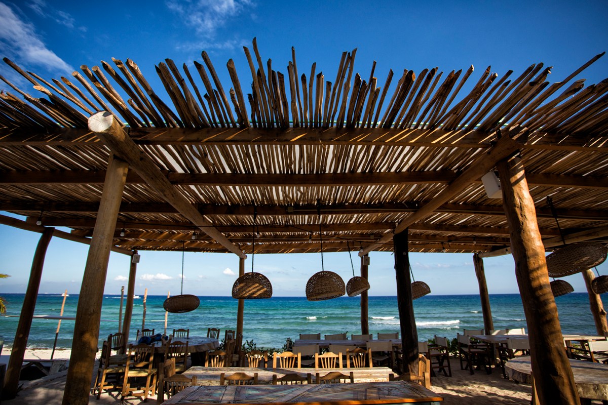 Diana &amp; Jason Low resolution 180