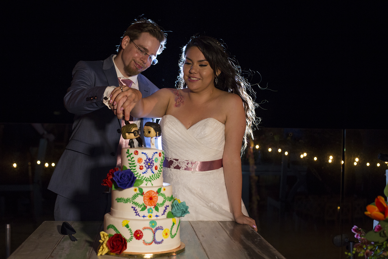 Eli &amp; Daniel Baja resolución 284