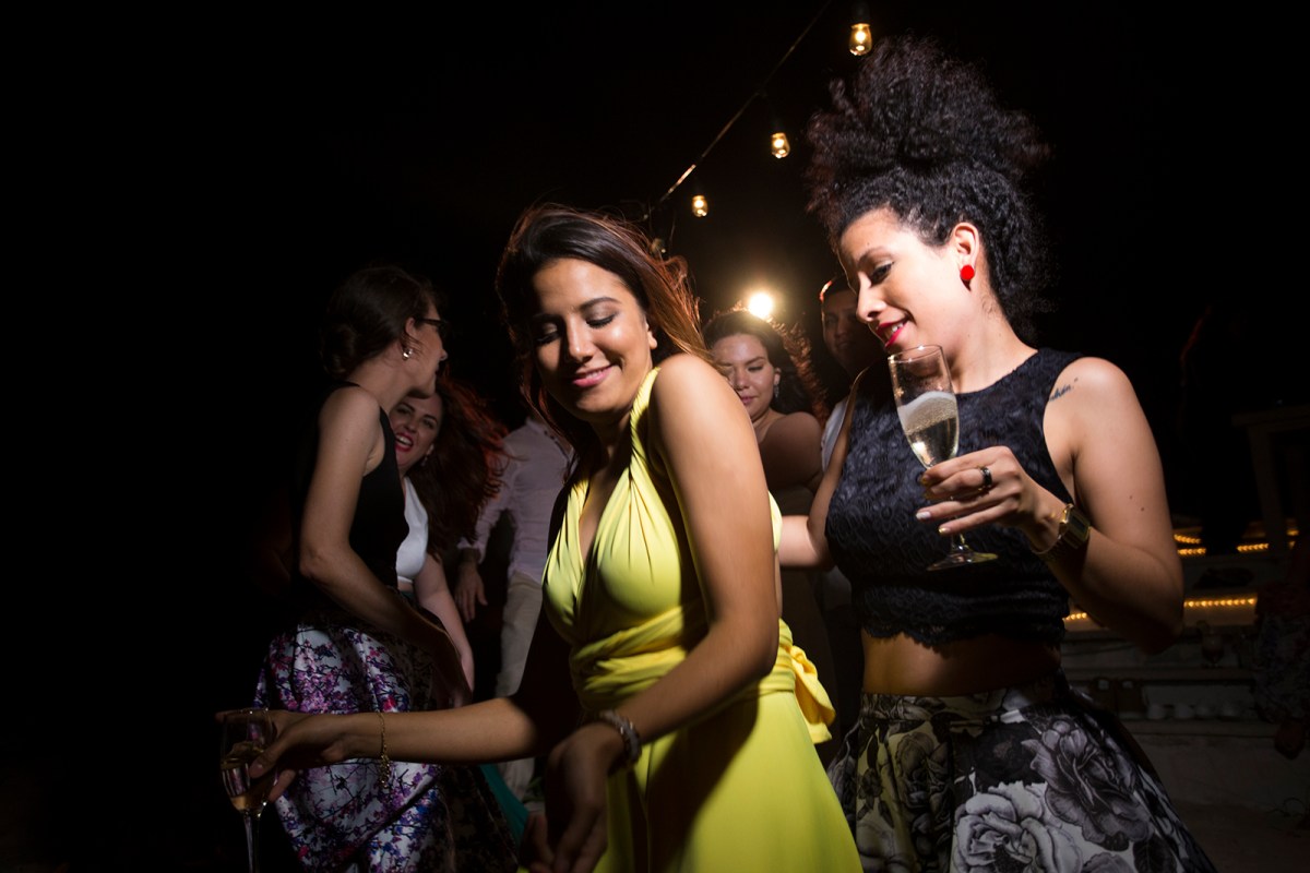 Eli & Daniel Baja resolución 412